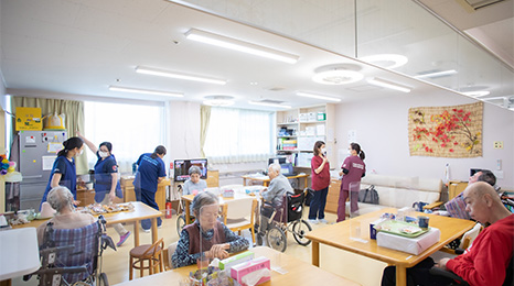 ナーシングホームしあわせでの仕事イメージ